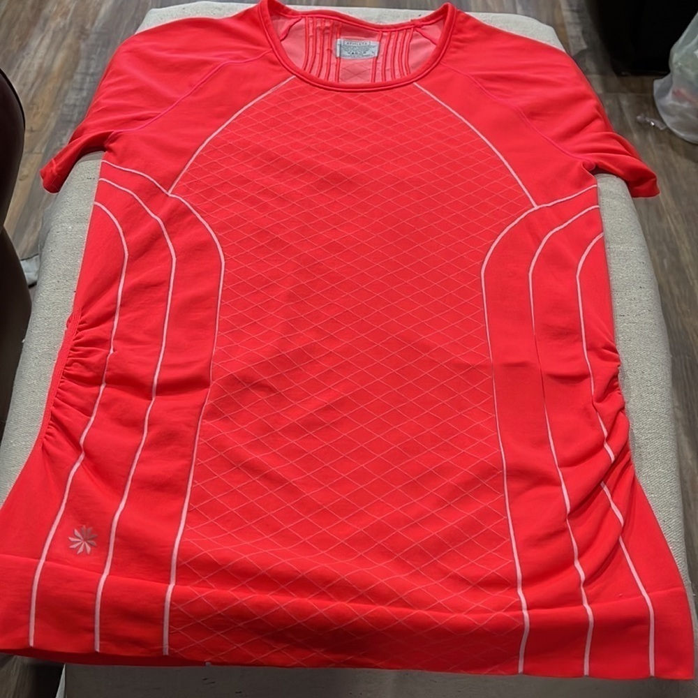 Athleta Finish Fast Line Tee Red It Neon Athletic Size Large